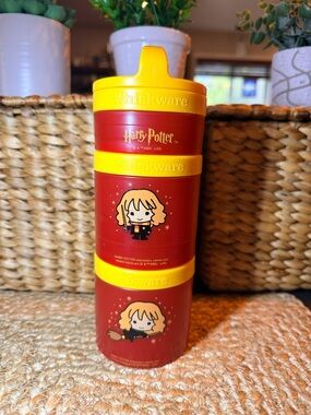 Harry Potter Hermione Red & Yellow Stackable Durable Plastic Snack Containers